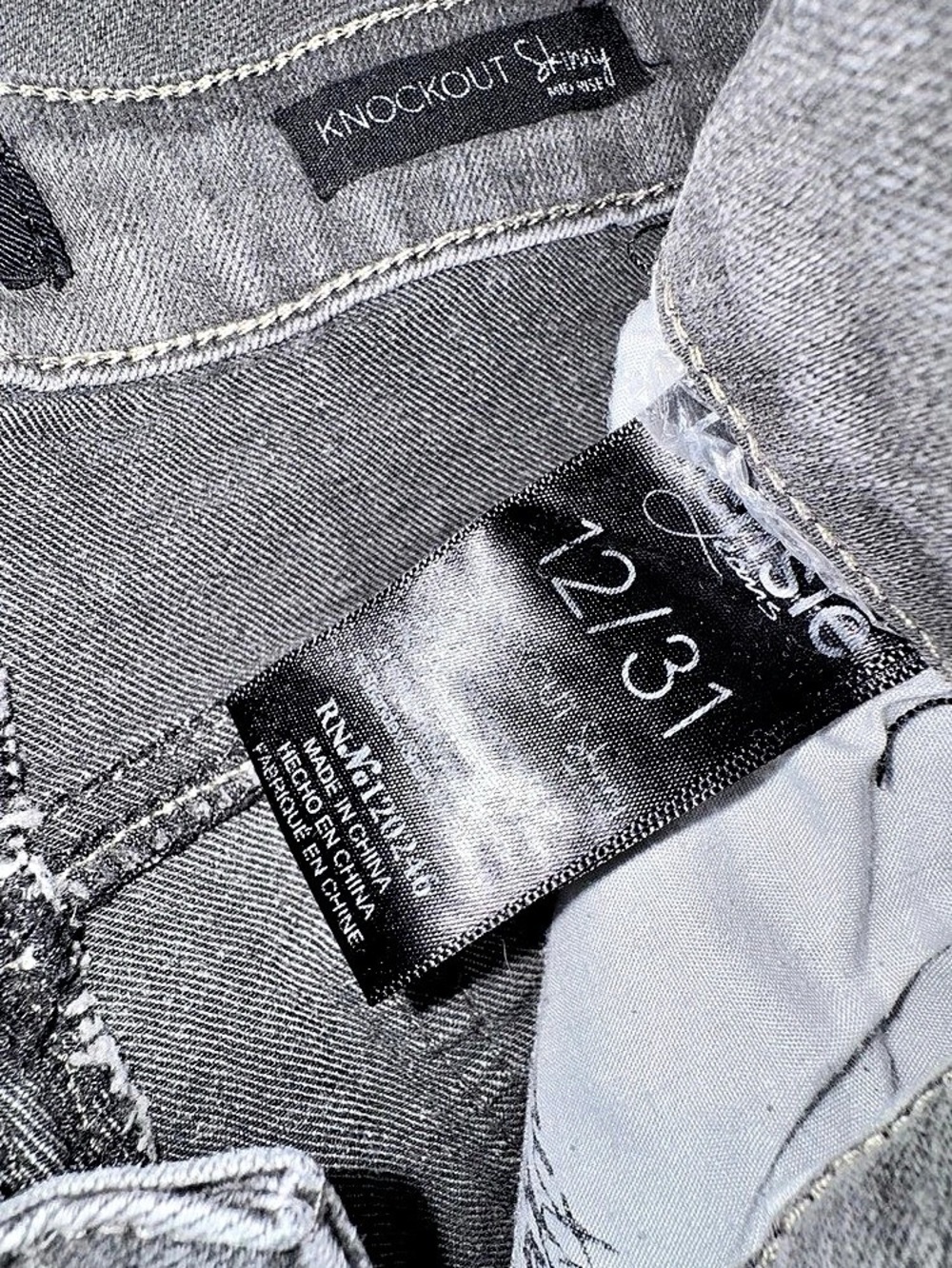 Kensie Knockout Skinny Gray Skinny Jeans Waist 31, Sz 12 - Picture 5 of 5